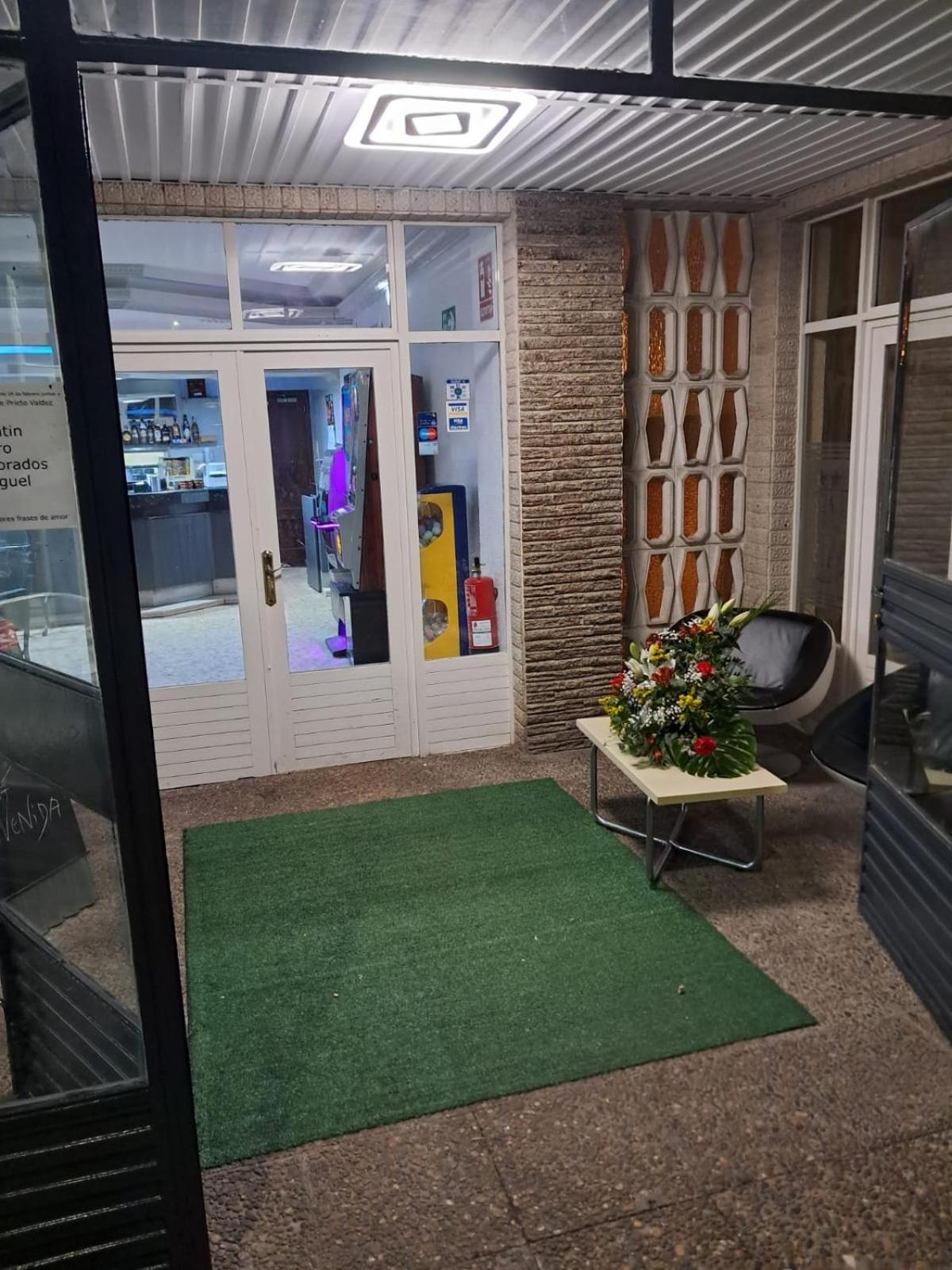 Hostal San Miguel Villalobar Bagian luar foto