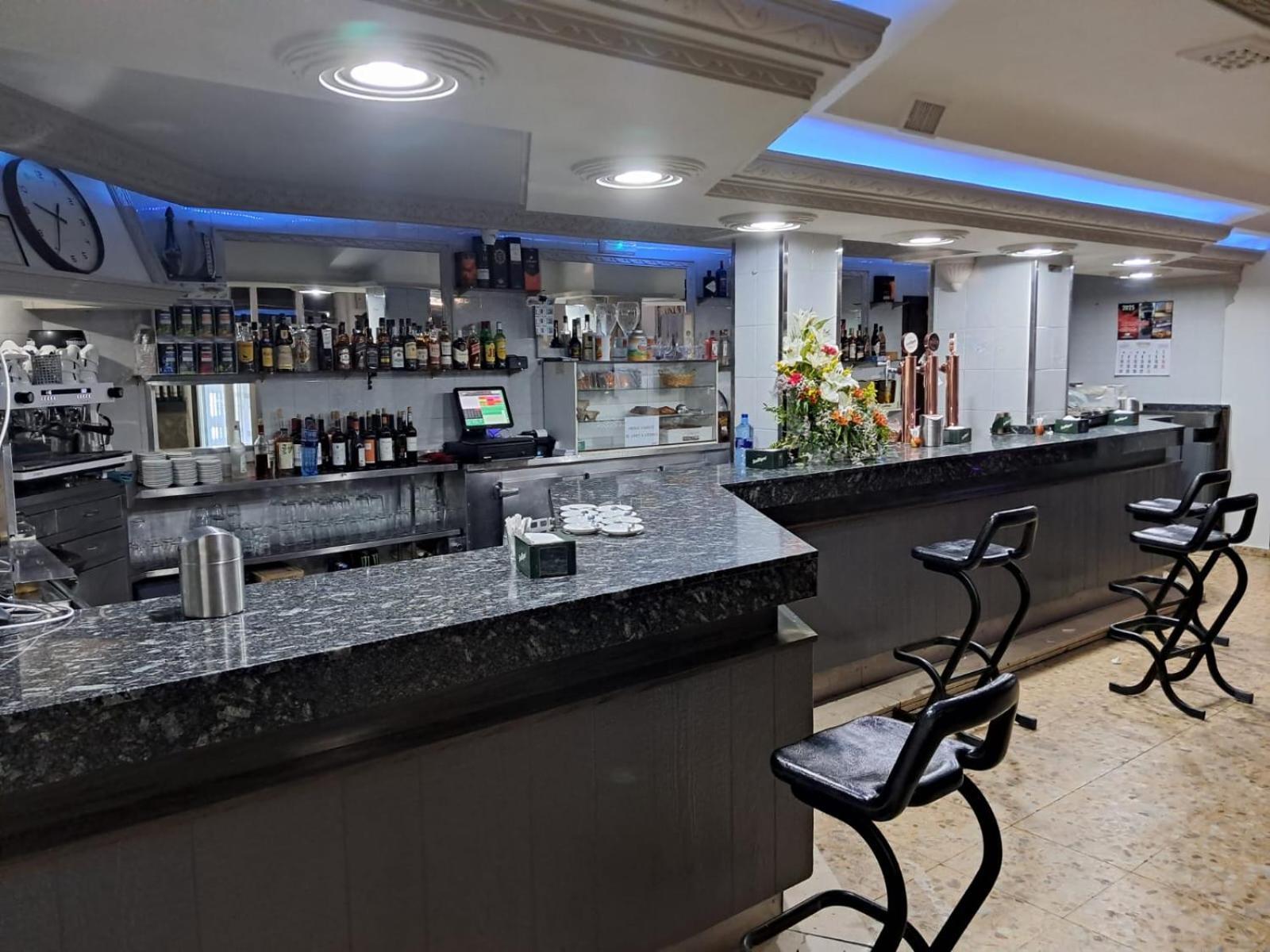 Hostal San Miguel Villalobar Bagian luar foto